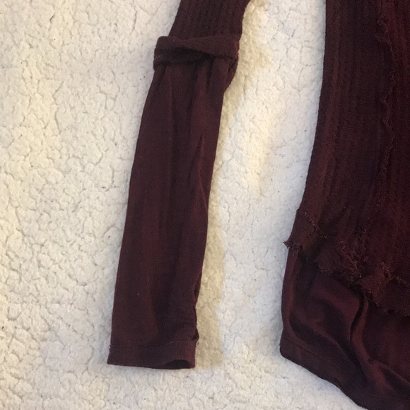 Free People | Laguna Maroon Thermal Top With Raw Hems and Thumbholes Size XS - Picture 8 of 13